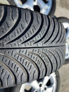 KOŁA FELGI OPONY LETNIE CITROEN C1 PEUGEOT 107 TOYOTA AYGO 155/65 R14