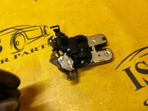 ZAMEK KLAPY BAGAŻNIKA AUDI A6 C7 A8 D4 A8 4H0 A3 8V SEDAN