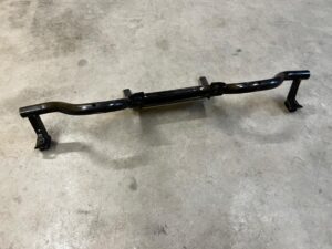 BELKA WZMOCNIENIE ZDERZAKA PRZÓD CHŁODNIC LAND ROVER DISCOVERY 5 V L462