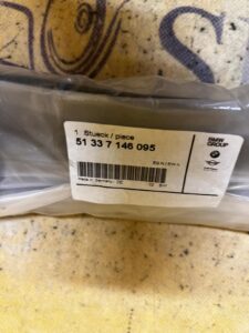 USZCZELKA PIANKOWA SŁUPKA A SZYBY PRZÓD LEWA MINI R55 R56 NOWA OEM