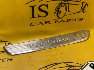 KOMPLET LISTWY PROGOWE NAKŁADKI LED MERCEDES W257