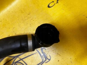 WĄŻ RURA PRZEWÓD WODY RANGE ROVER L405 4.4 SDV8