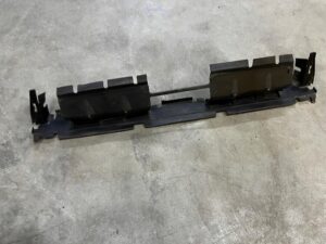 KIEROWNICA KANAŁ WLOT POWIETRZA GÓRNA GÓRNY AUDI SQ7 Q7 4M0