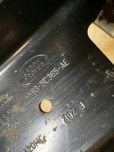 UCHWYT WSPORNIK ZAWIESZENIA RANGE ROVER VELAR L560