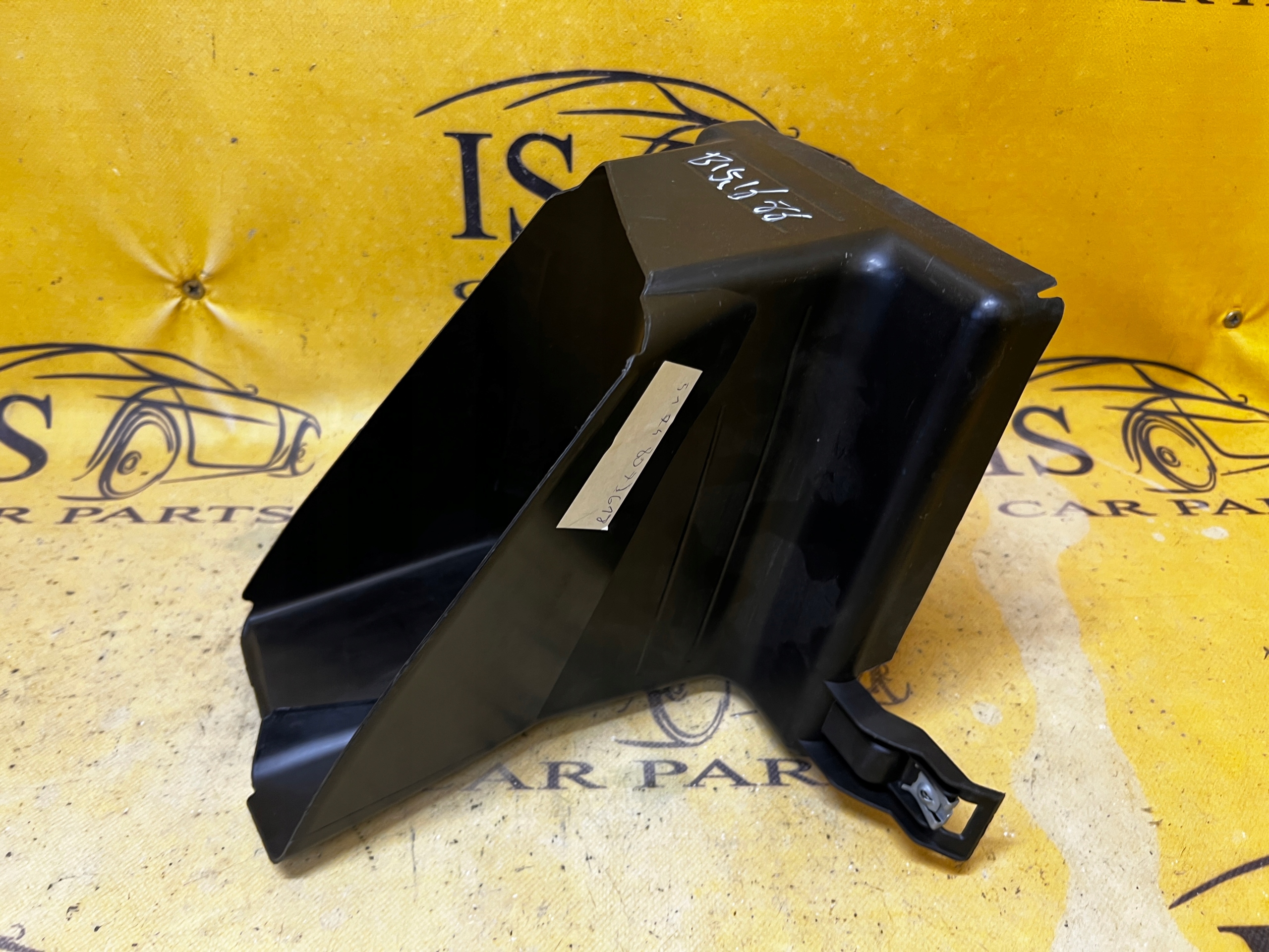 KIEROWNICA POWIETRZA PRAWA BMW G12 M760iX NOWA OEM