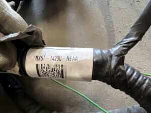 OKABLOWANIE WIĄZKA KOMORY SILNIKA FORD ESCAPE MK4 1.5 EB