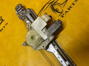 MECHANIZM PODNOŚNIK SZYBY TYŁ LEWY PEUGEOT 308 II T9