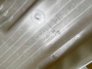 MOCOWANIE PODSTAWA BEZPIECZNIKÓW FORD KUGA MK3