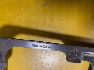 PODSTAWA MOCOWANIE AKUMULATORA FORD FIESTA MK8