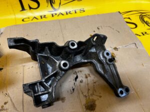 MOCOWANIE ŁAPA WSPORNIK ALTERNATORA CITROEN PEUGEOT OPEL 1.5 BLUEHDI