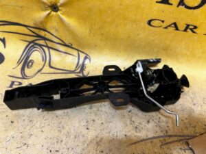 WSPORNIK KLAMKI DRZWI TYŁ TYLNYCH PRAWY PRAWYCH DACIA SANDERO 3 III