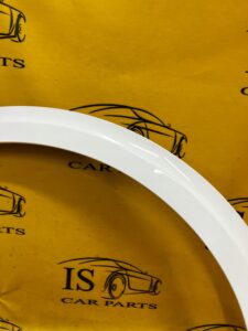 OSŁONA LISTWA BŁOTNIKA SIERP PRAWA GENESIS GV70 BIAŁY AKRYL