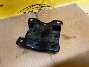 WSPORNIK UCHWYT MOCOWANIE BLASZKA PORSCHE CAYENNE II 7P5 LIFT 92A