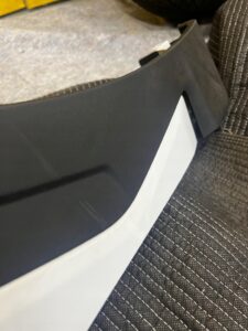 BŁOTNIK LISTWA SIERP PRAWY PRZÓD HYUNDAI TUCSON IV KOLOR PYW