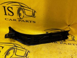 OSŁONA POSZYCIE PROGU PRAWY LR RANGE ROVER EVOQUE II L551