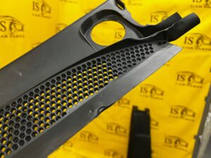 PODSZYBIE GÓRNE OSŁONA WLOTU POWIETRZA CITROEN C4 GRAND PICASSO II