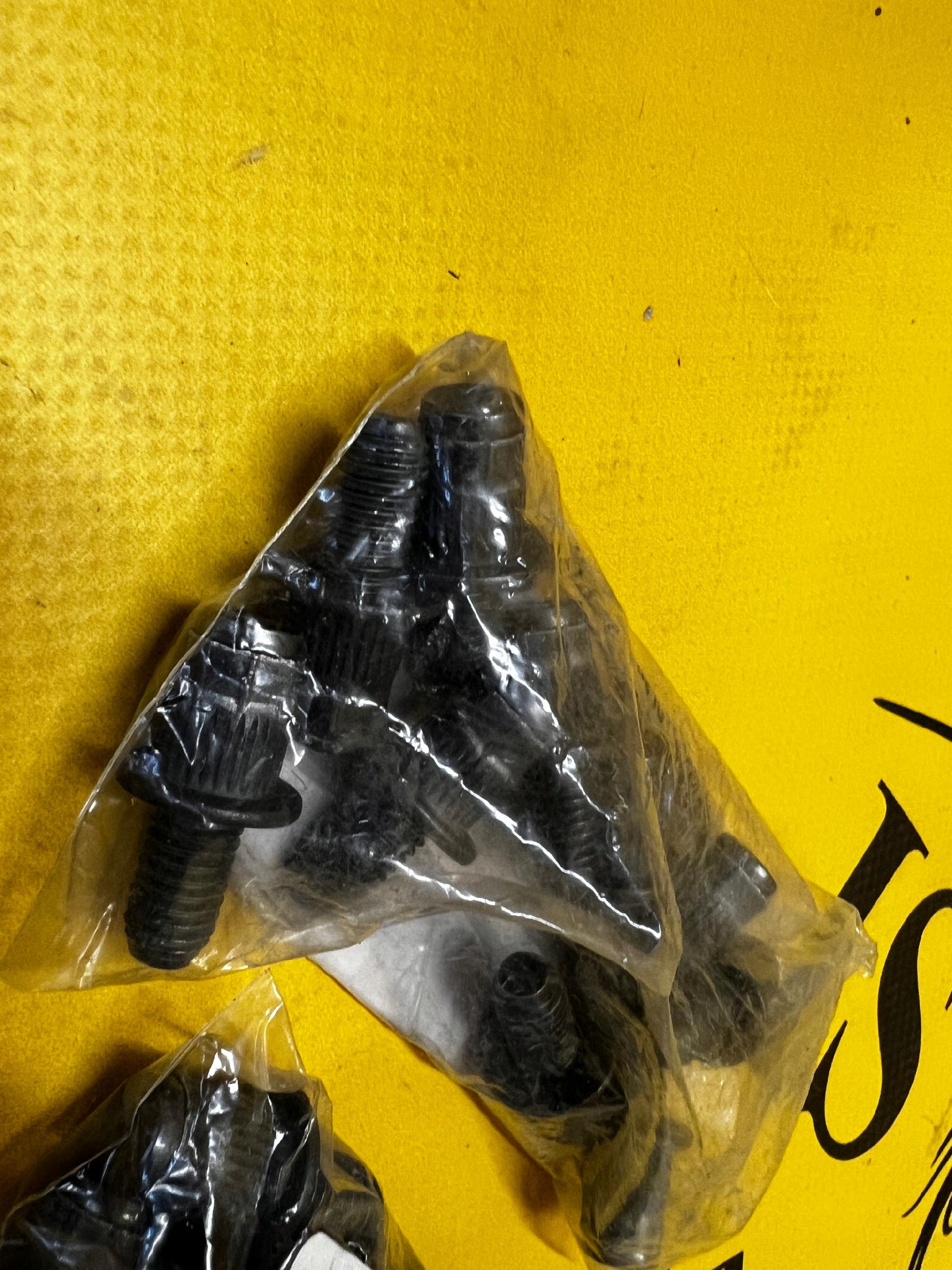 6 X KOŁEK DO NITOWANIA JEDNOSTRONNEGO BMW M8X14,1 NOWY OEM