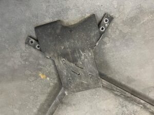 WSPORNIK POPRZECZKA ROZPÓRKA ZAWIESZENIA TYŁ TYLNEGO TYLNA BMW M5 F90