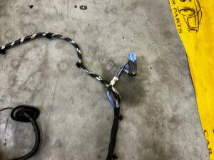 WIĄZKA WNĘTRZA ŚCIANY GRODZIOWEJ DACIA SANDERO III 1.0 TCE LPG ECO-G