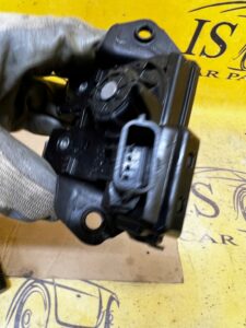 ZAMEK KLAPY BAGAŻNIKA DACIA SANDERO III 2023R