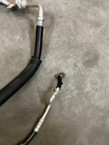 WĄŻ PRZEWÓD RURA RURKA KLIMATYZACJI FORD ESCAPE MK4 1.5 EB