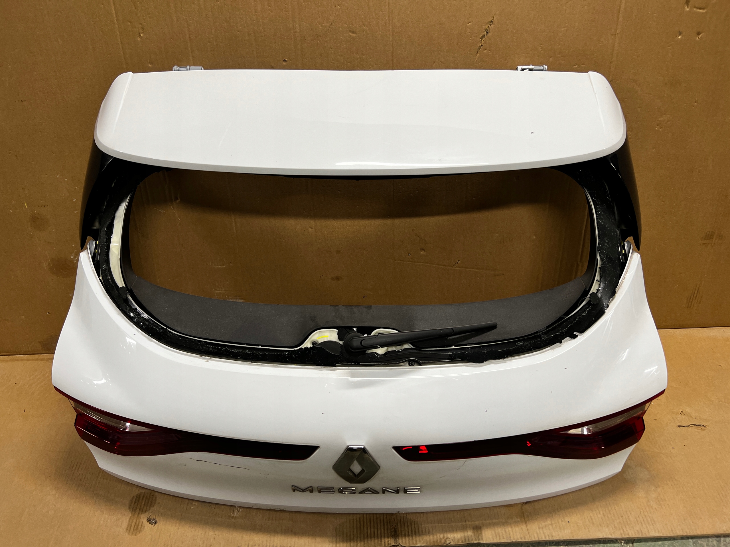 KLAPA TYLNA TYŁ KAMERA RENAULT MEGANE IV RS HB KPN