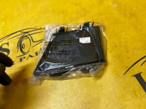 OSŁONA BKS PRAWA PASA PRZEDNIEGO BMW X3 F25 X4 F26 NOWA OEM