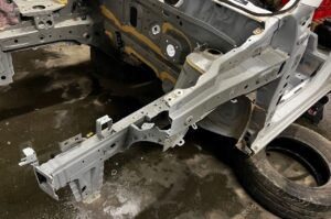 ĆWIARTKA PRZÓD PODŁUŻNICA SŁUPEK PRÓG DACH DACIA SANDERO 2023 III 3