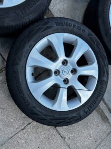 KOŁA FELGI OPONY LETNIE OPEL CORSA D E 185/60 R15