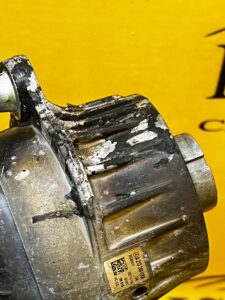 MERCEDES E PODUSZKA SILNIKA A2132400700 W213 LEWA