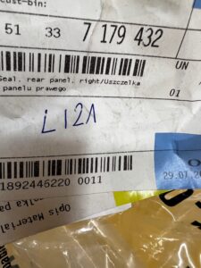 USZCZELKA DRZWI PRZÓD PRZEDNICH PRAWA BMW X6 E71 E72 NOWA OEM