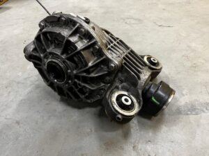 DYFERENCJAŁ MOST TYŁ TYLNY LR DISCOVERY V L462 2.0