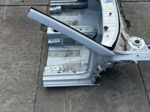 ĆWIARTKA PODŁUŻNICA PRÓG FARTUCH PRAWA PRAWY SKODA SCALA