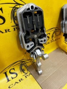 FORD KUGA III MK3 ŁAPA PODUSZKA SKRZYNI 2.5 PHEV