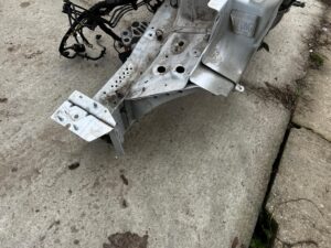 ĆWIARTKA PRZEDNIA PRZÓD LEWA PRAWA PODŁUŻNICA RANGE ROVER EVOQUE II L551