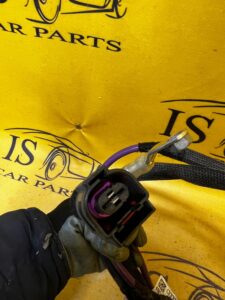 WIĄZKA INSTALACJA KLEMA AKUMULATORA AUDI A8 D5 3.0