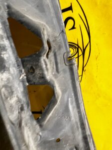 KIEROWNICA POWIETRZA GÓRNA JAGUAR XJ X351