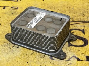 CHŁODNICA CHŁODNICZKA OLEJU VOLKSWAGEN AUDI VWAG