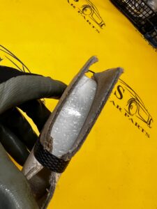 IZOLACJA DŹWIĘKOWA SZYBY PRZEDNIEJ PRZÓD BMW Z4 Roadster G29 NOWY OEM