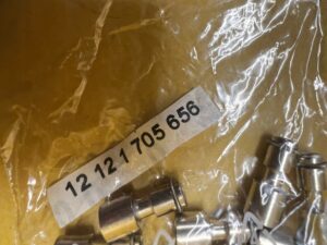 4 X STYK ELEKTRYCZNY GNIAZDO KONEKTOR BMW NOWY OEM