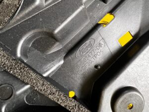 LEWA OSŁONA KIELICHA PODSZYBIA FORD KUGA MK3