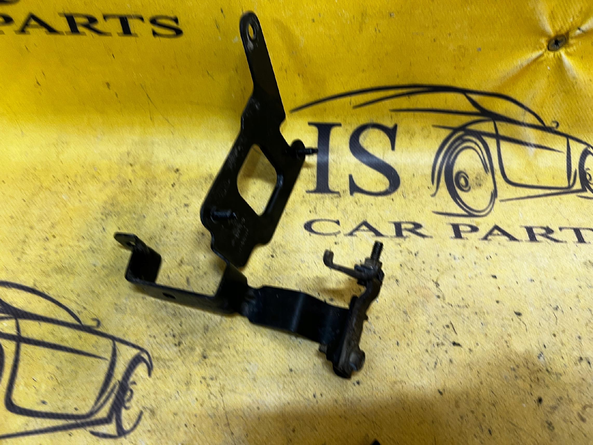 UCHWYT MOCOWANIE WSPORNIK KOMORY SILNIKA FORD RANGER MK5 V WILDTRACK