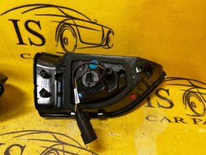 LAMPA TYLNA W KLAPĘ PRAWA FORD ESCAPE MK4