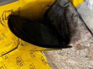 DRZWI LEWA STRONA LEWY PRZÓD LISTWA CHEVROLET CORVETTE C5 97-04