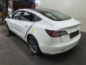 TESLA MODEL 3 STANDARD RWD PLUS WSZYSTKIE CZESCI