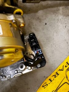 KOLUMNA KIEROWNICZA WSPOMAGANIE ELEKTRYCZNE DACIA JOGGER EU