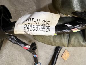 OKABLOWANIE WIĄZKA PRZEWODÓW KOMORY SILNIKA RENAULT ZOE I Z.E.