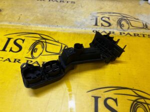 KLEMA BEZPIECZNIK ROZDZIELACZ PRĄDU BMW 5 G30 M5 F90 X3 G01 X4 G02 7 G11