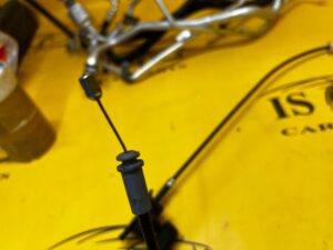 CIĘGNO LINKA OTWIERANIA MASKI POKRYWY SILNIKA DACIA SANDERO III