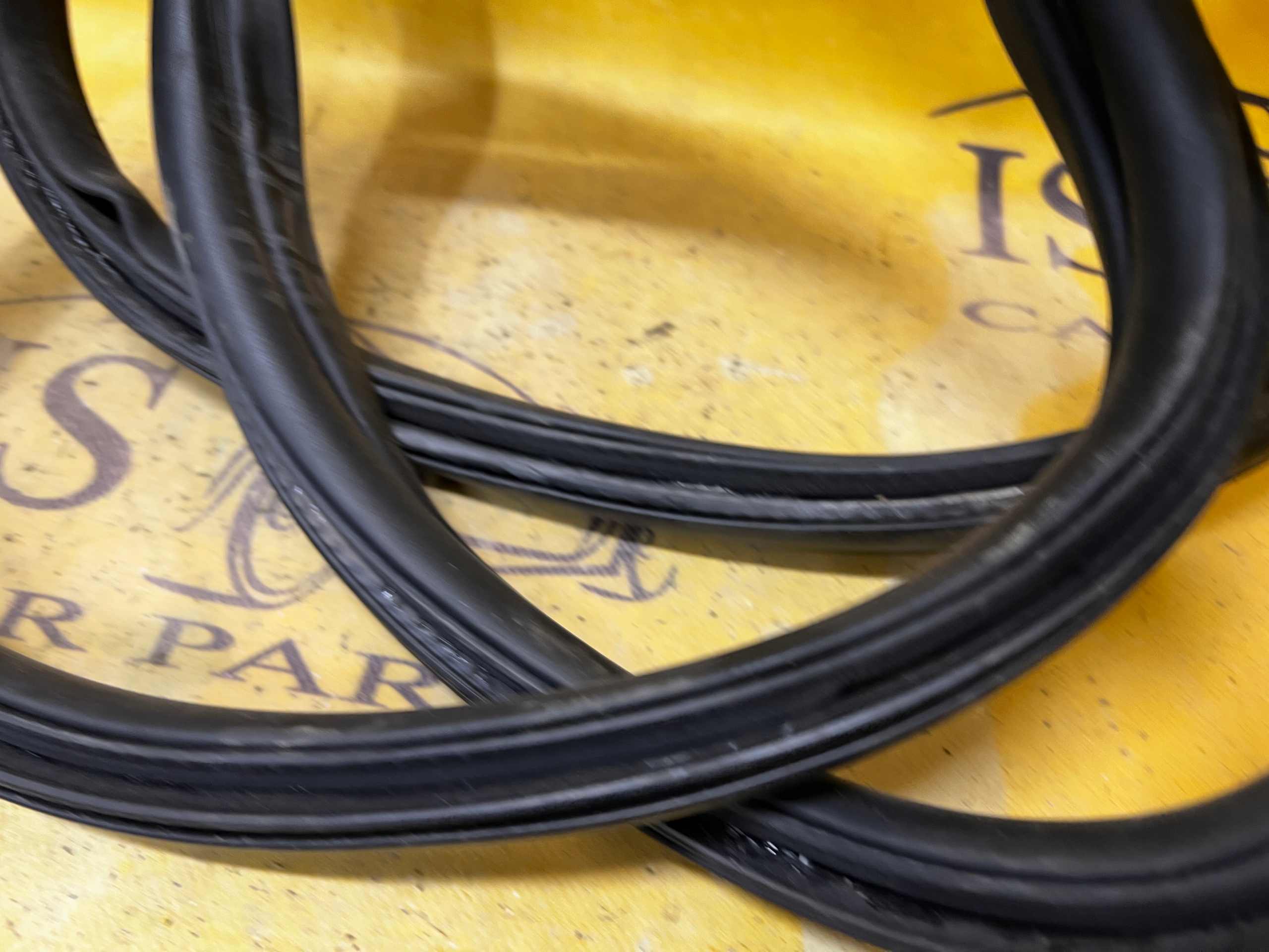 USZCZELKA KLAPY BAGAŻNIKA TYŁ TESLA MODEL 3 PRZEDLIFT